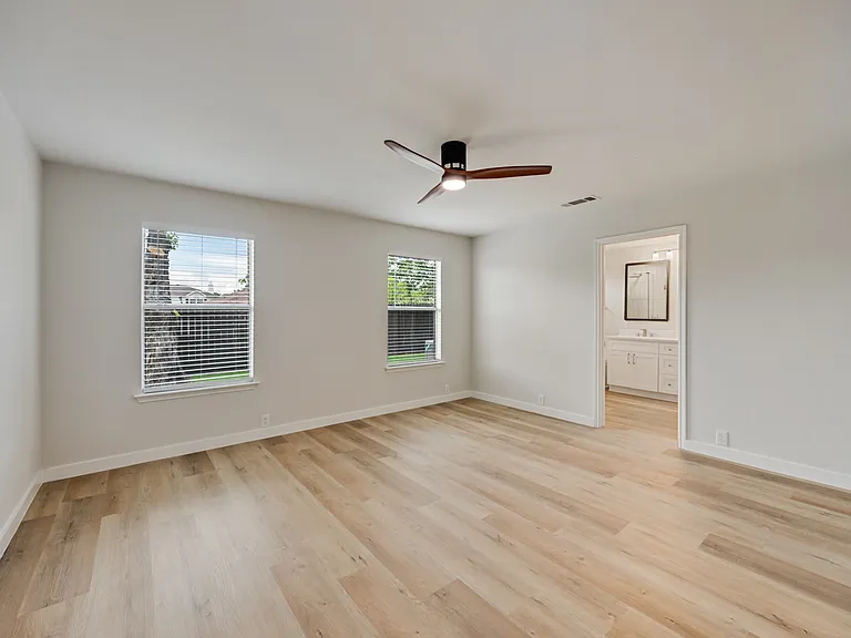 7127 Larkin Dr — Photo 12