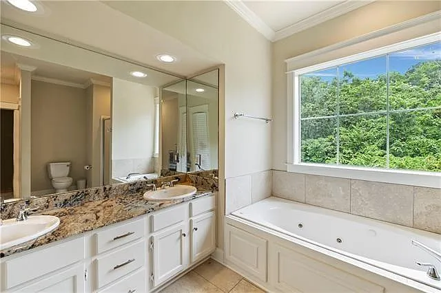 921 Carriage Way — Photo 19