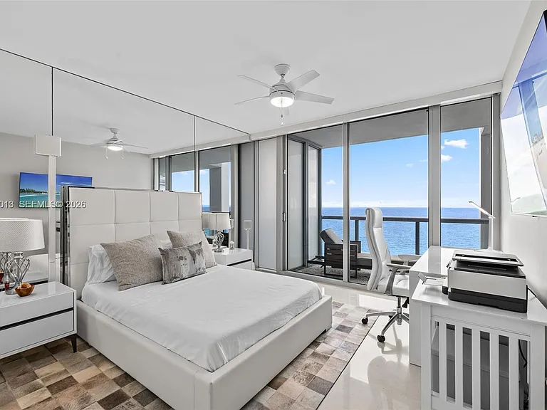 6799 Collins Ave #1404 — Photo 15