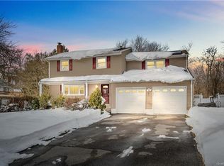 5 Paula Ln, New City, NY 10956