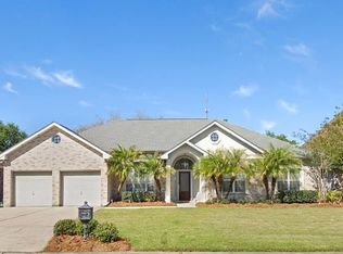 1828 Wedgwood Dr, Harvey, LA 70058