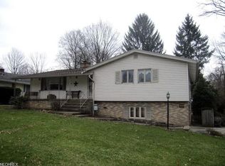 1618 Graham Rd, Stow, OH 44224