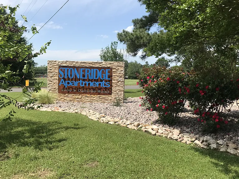 Stoneridge — Photo 42