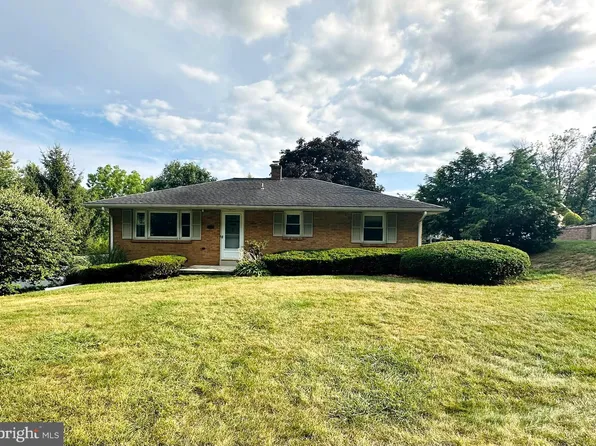 3742 Hill Church Rd, Lebanon, PA 17046