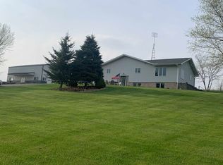E4416 Dawn Pln, Lone Rock, WI 53556