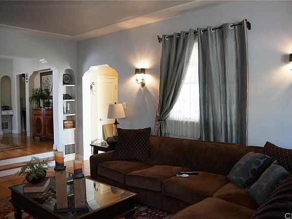 4th image of 176 El Nido Ave