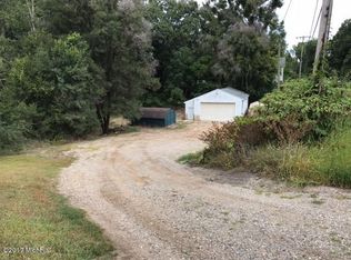 3495 Dean Lake Ave NE, Grand Rapids, MI 49525