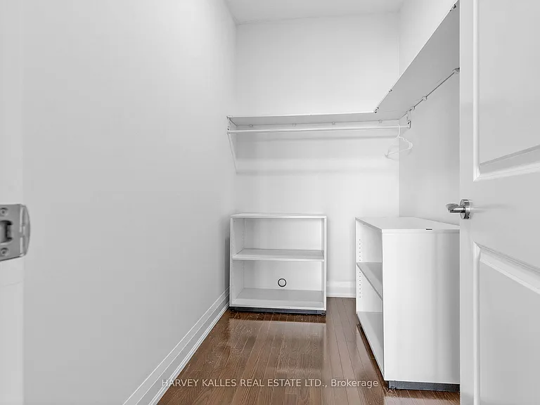 1 Bedford Rd #421 — Photo 17