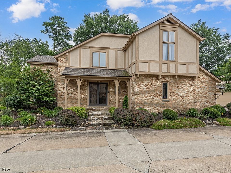 1st image of 23261 Pheasant Ln