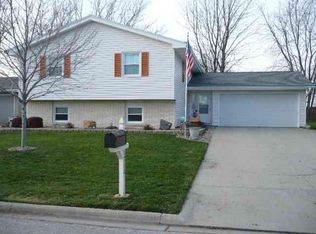 1218 George Dr, Normal, IL 61761