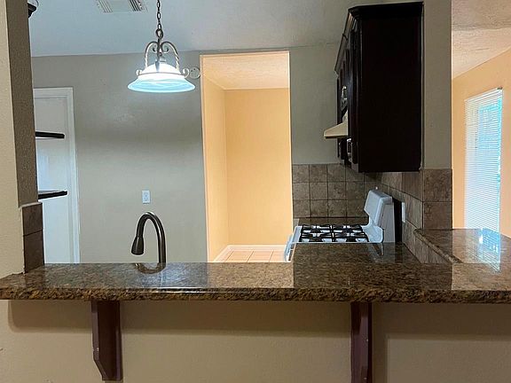 4th image of 10927 Wilkenburg Dr