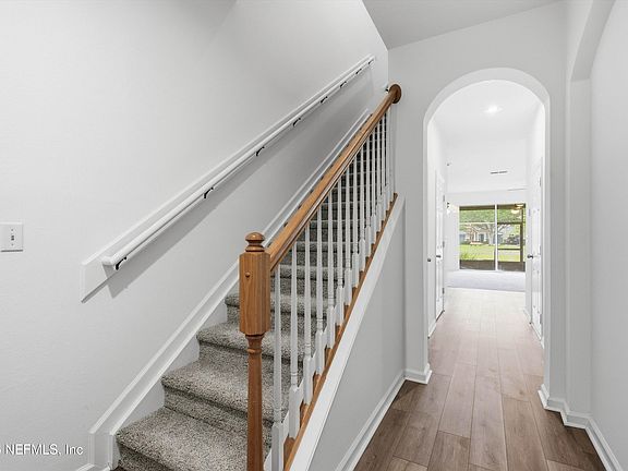 4th image of 5856 SANDSTONE Way
