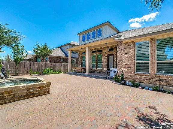 2nd image of 3715 AVIA OAKS