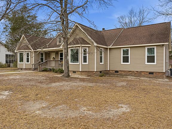 3rd image of 225 Copper Ln