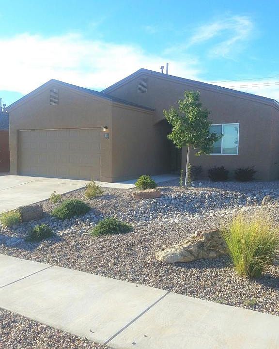 1st image of 13 Vista Del Cerro Dr