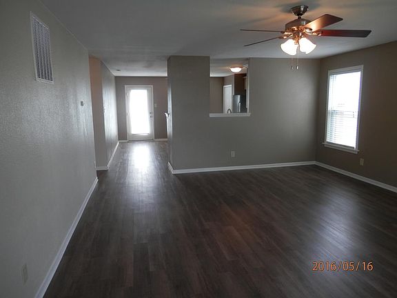 Living Room/ Dining area