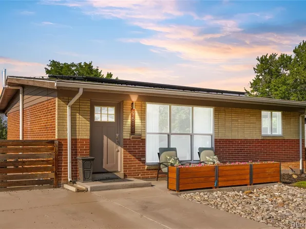 9611 W 56th Place, Arvada, CO 80002