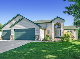 22162 138th Ave N, Rogers, MN 55374