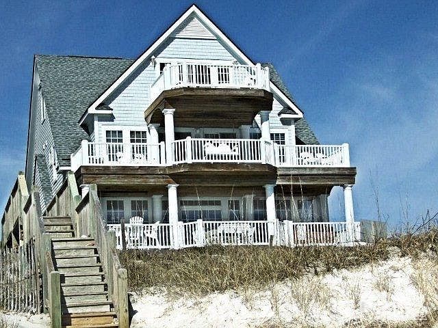 1st image of 4298 Island Dr