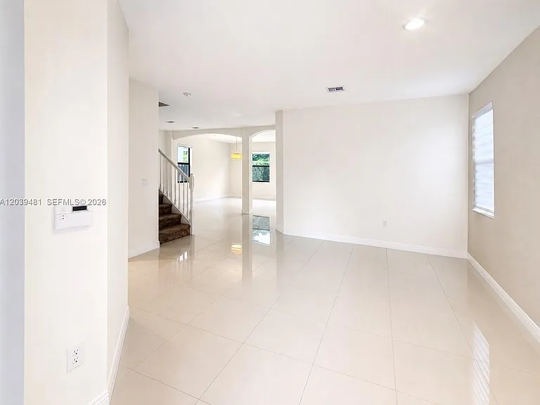 8605 NW 102nd Ct — Photo 6