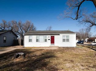 2204 W Crawford St, Wichita, KS 67217