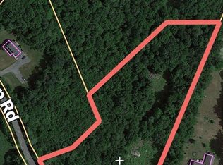 3 Clapp Rd, Hardwick, MA 01037