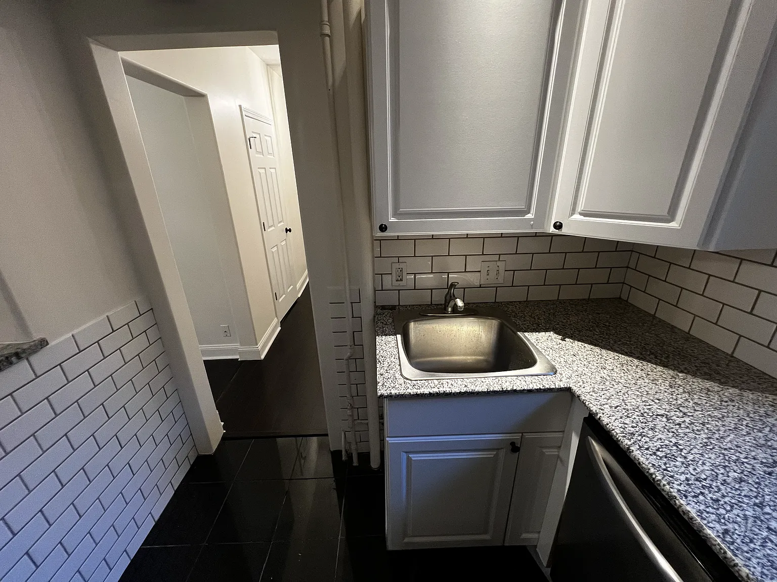 31 Queensberry St — Photo 4