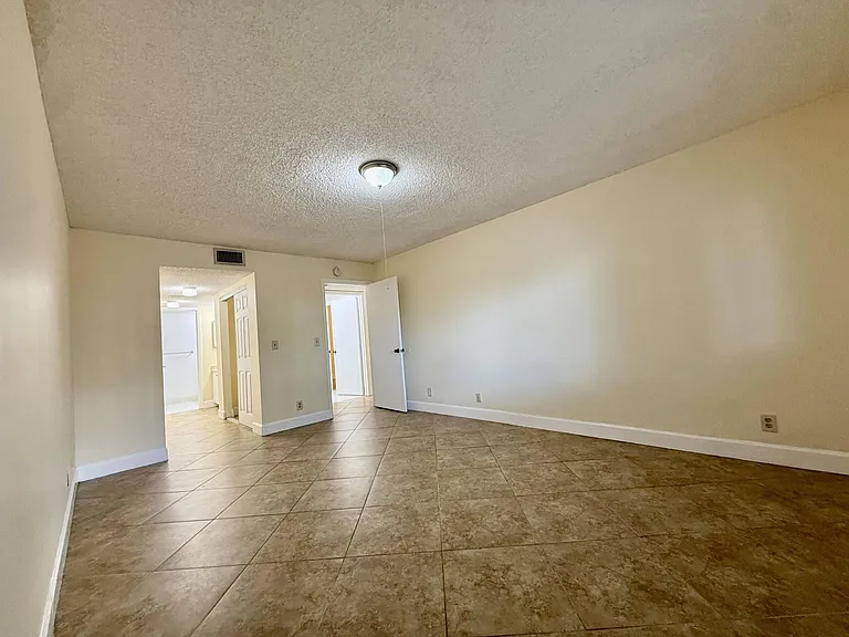 9777 Westview Dr #1113 — Photo 12