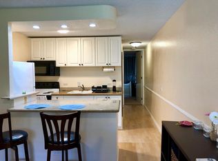 3324 Sierra Dr APT 105, Honolulu, HI 96816