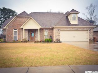 1402 Gypsy Trl, Hartselle, AL 35640