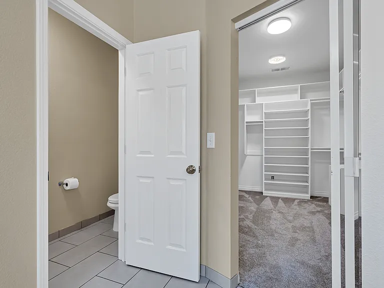 3857 Eagle Pkwy — Photo 5