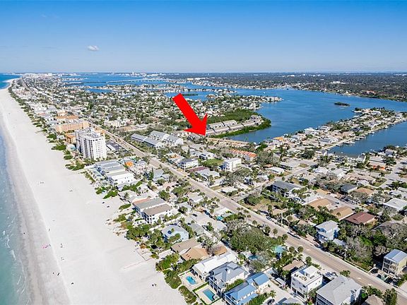 4th image of 835 E Gulf Blvd #101