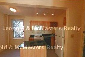 2nd image of 102 Queensberry St #C5