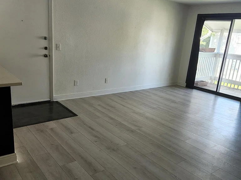 14161 E Jewell Ave #203 — Photo 2