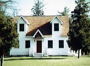 9 Rustic Bridge Rd, Rexford, NY 12148