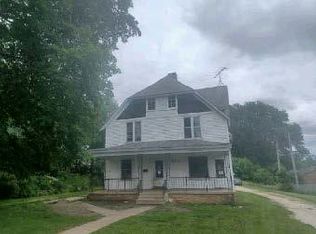 221 N Broadway St, Spring Valley, MN 55975