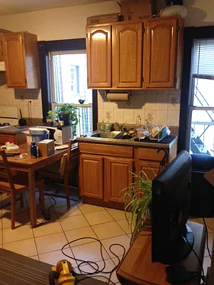 Rented by Ulas Real Estates Inc | media 21