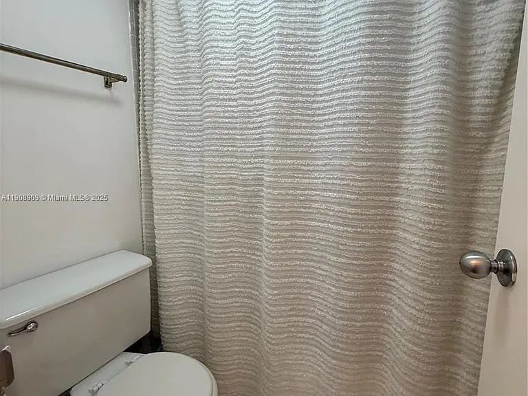 9511 Collins Ave #1208 — Photo 21