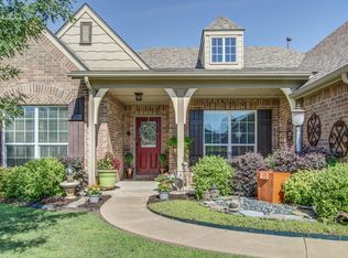 924 S 71st St, Broken Arrow, OK 74014