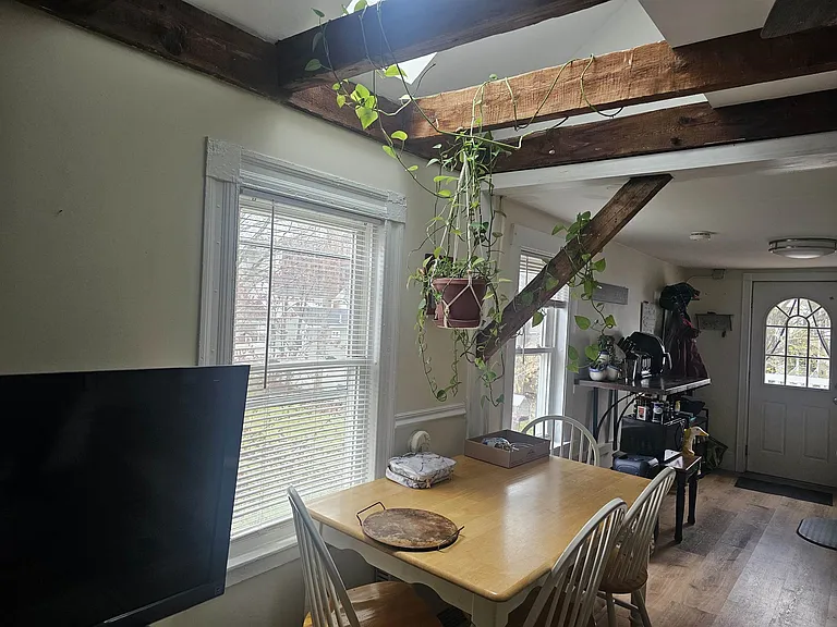 48 4th St #4 — Photo 9