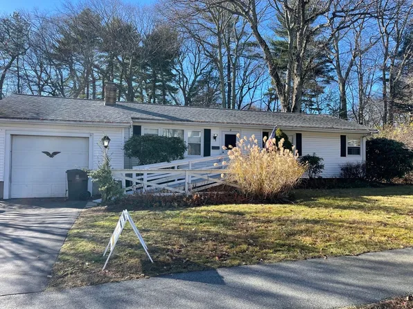 16 Peterson Rd, Natick, MA 01760