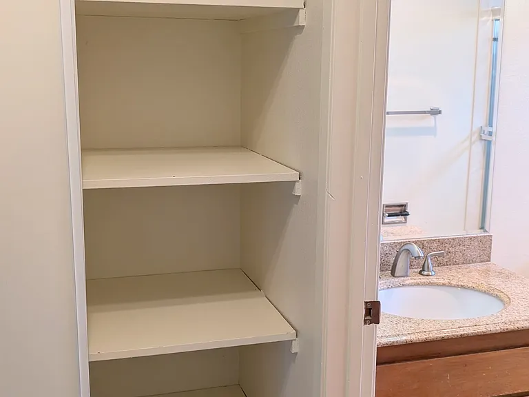646 Baden Ave #2 — Photo 11