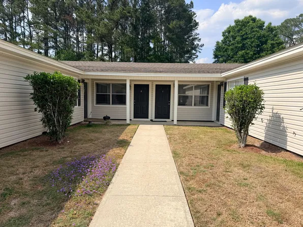 511 E Main St #914-C, Hahira, GA 31632