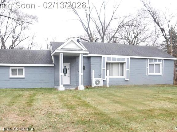 2nd image of 15990 Merriman Rd