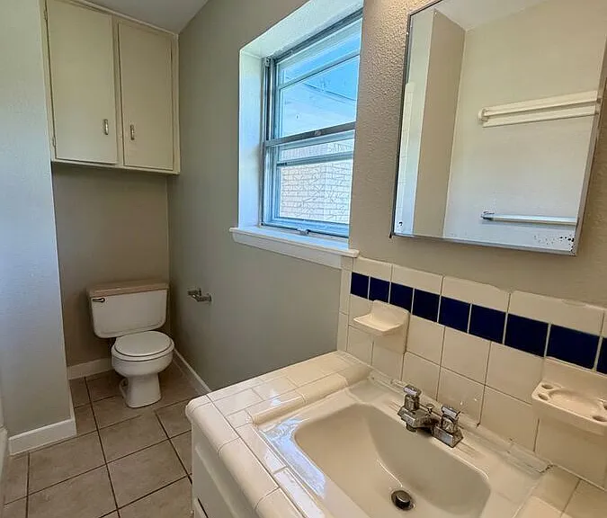 1606 Bluebonnet Trl — Photo 18
