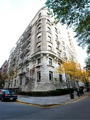 Rented by Buchbinder & Warren | media 9