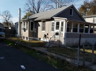 708 Wyoming Ave, Croydon, PA 19021