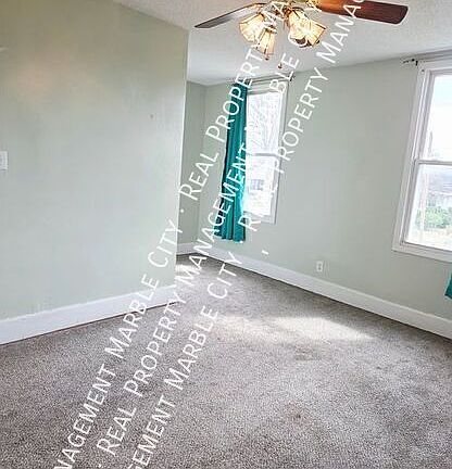 3rd image of 2827 Linden Ave