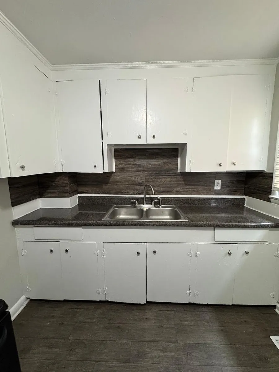 Building Photo - 7 Landrum Pl SW