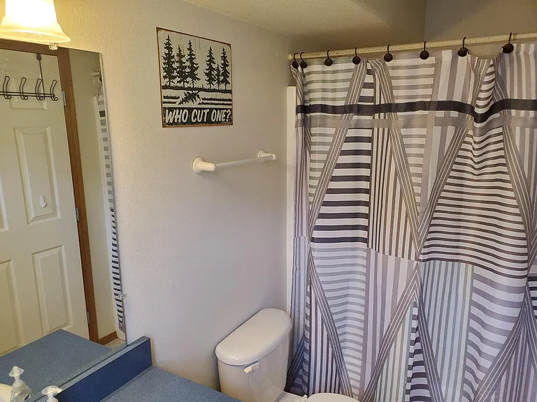 413 Maxs Pl — Photo 26